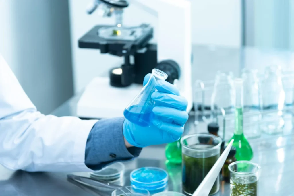 Laboratorium Research Chemicals 1536x1025 1 1024x683